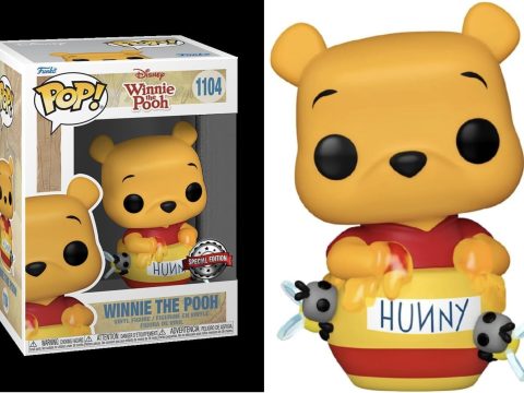 Cette figurine Funko Pop en édition spéciale représente Winnie cramponné à son précieux pot de miel, tandis que deux abeilles tentent de récupérer leur butin.