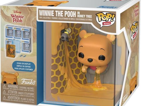Funko Pop Nooks Disney Winnie The Pooh Honey Tree Funko Pop Winnie l’Ourson avec décor 3D inédit : une figurine immersive inspirée de l’arbre à miel, hommage nostalgique à la Forêt des Rêves Bleus de Disney.
